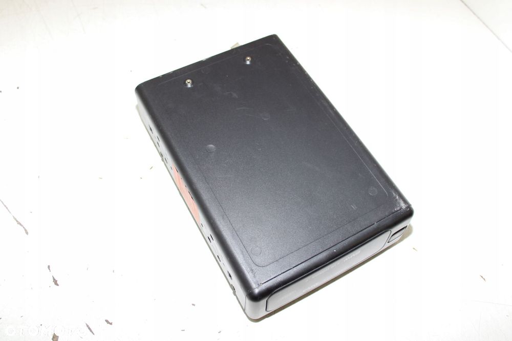 BMW E32 E34 E38 ZMIENIARKA PŁYT CD MAGAZYNEK ZESTAW 8361058 - 7
