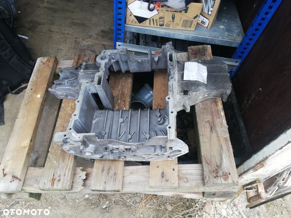 Podstawa miski olejowej Audi a6 c6 27tdi - 2