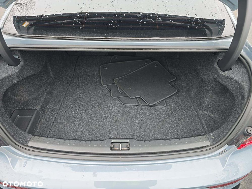 Volvo S60 B5 B AWD Plus Dark - 11