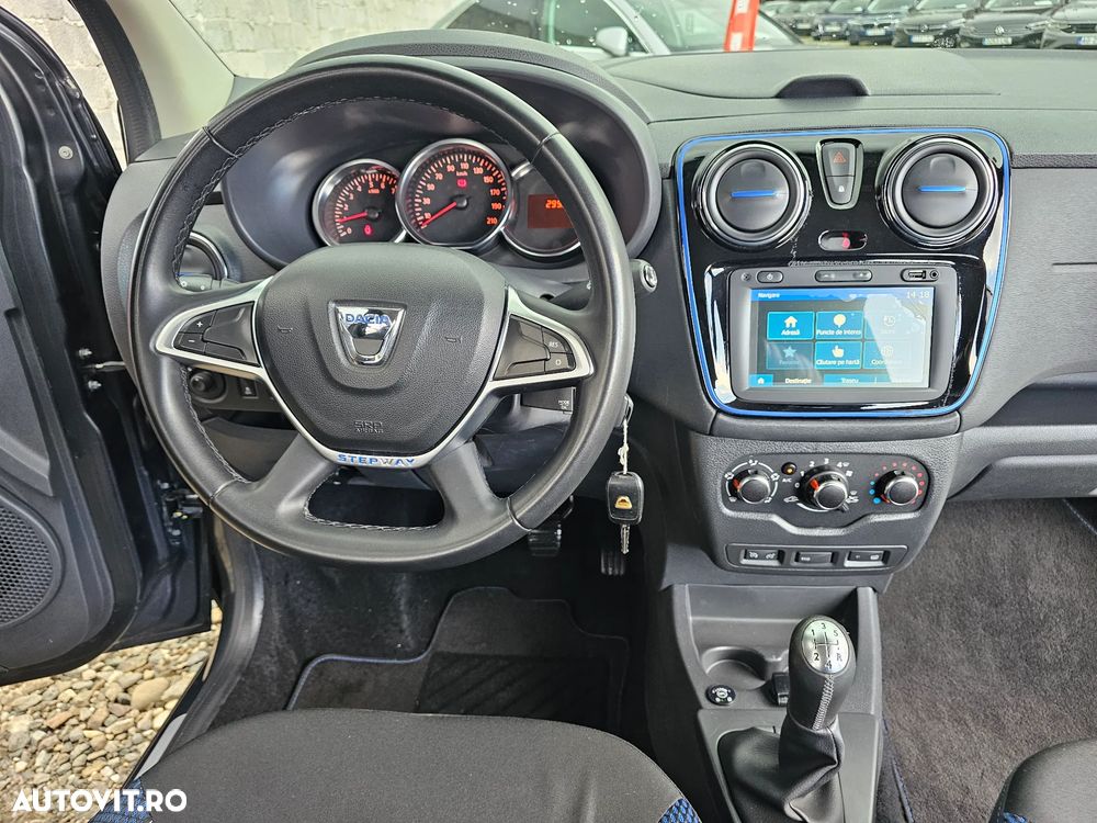 Dacia Lodgy 1.6 Stepway - 34
