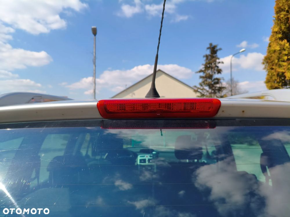 Peugeot 307 1.6 - 17