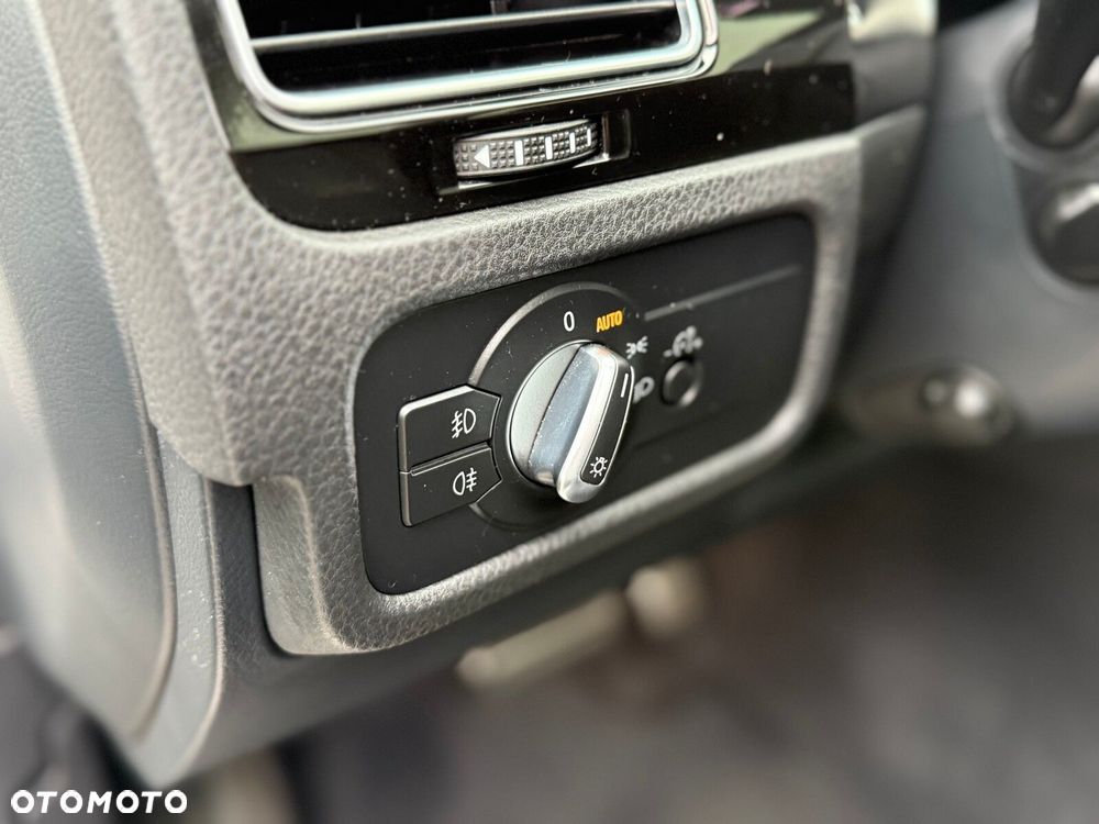 Volkswagen Touareg - 27