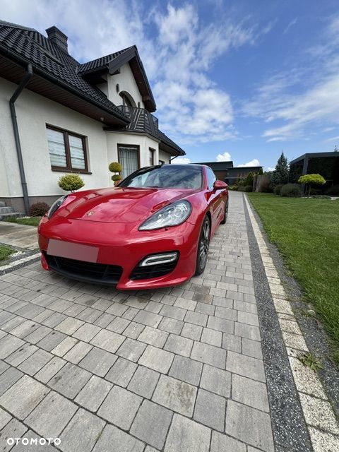 Porsche Panamera GTS - 12