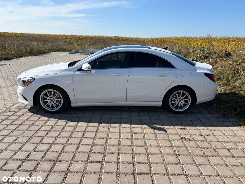 Mercedes-Benz CLA 250 4-Matic - 5