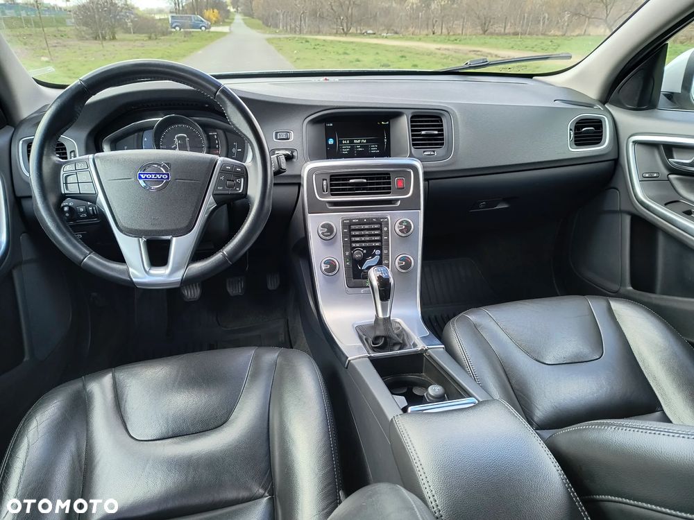 Volvo V60 D2 - 12