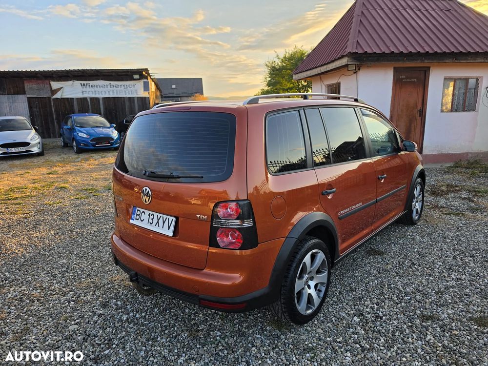Volkswagen Touran CrossTouran 1.9 TDI DPF - 11
