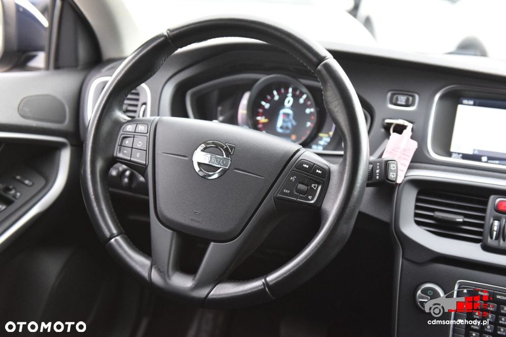 Volvo V40 - 23