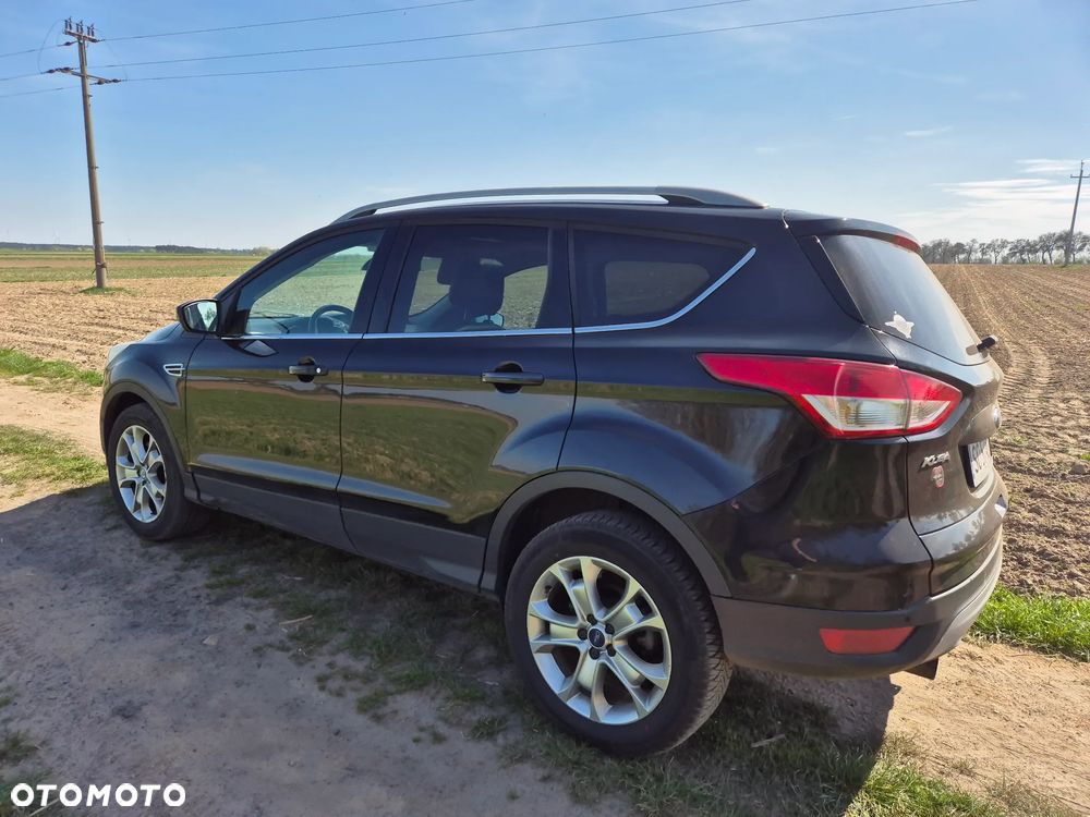 Ford Kuga 2.0 TDCi 4WD Titanium - 4