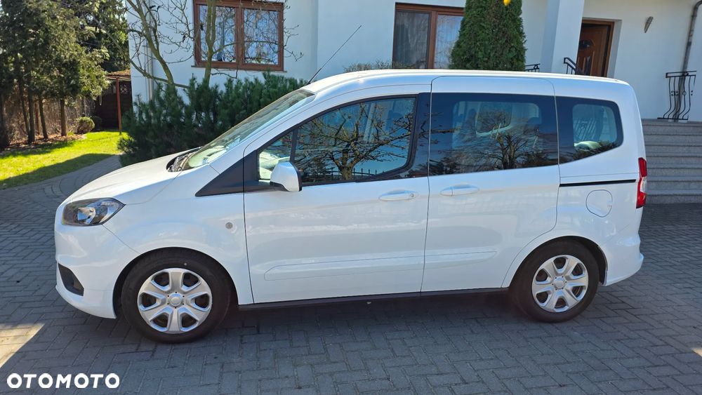 Ford Tourneo Courier - 3