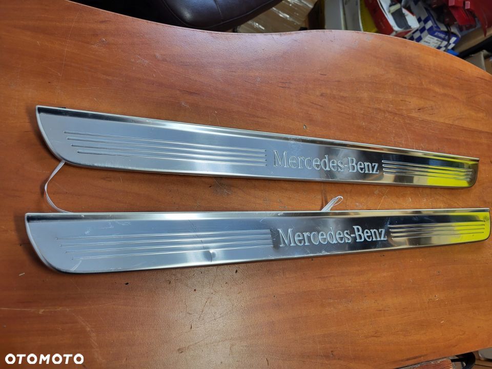 LISTWA NAKŁADKA PROGU MERCEDES W205 COUPE CABRIO - 3