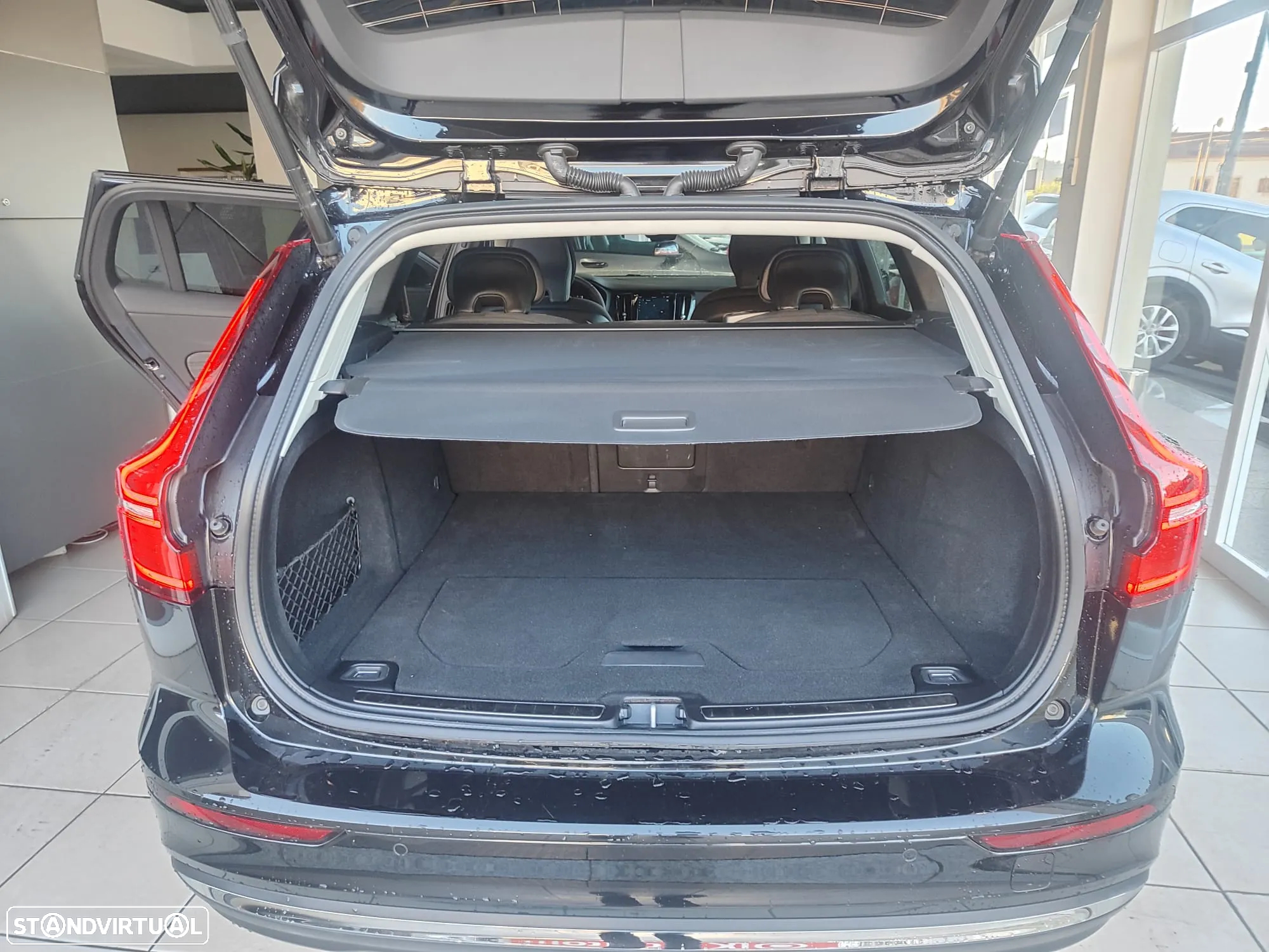 Volvo V60 2.0 T6 AWD TE Inscription Expression - 14