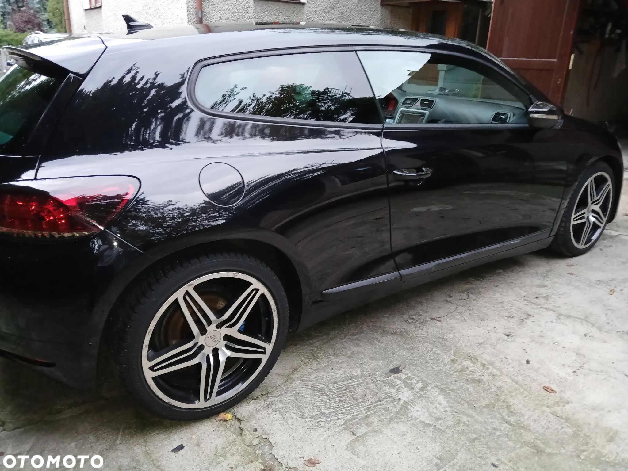 Volkswagen Scirocco 2.0 TSI - 2