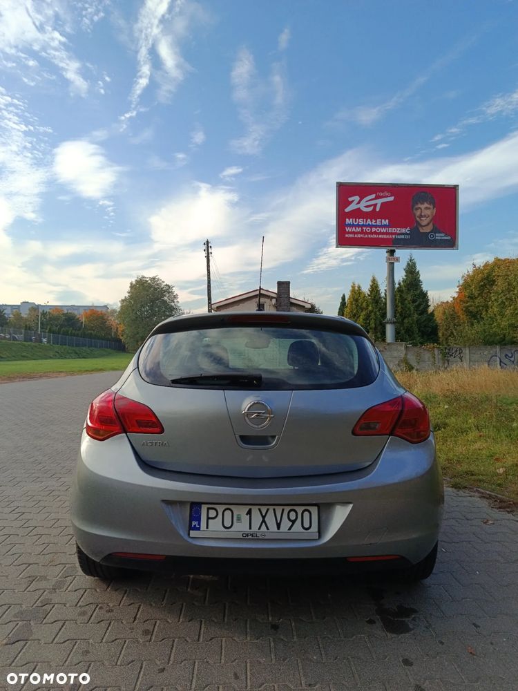 Opel Astra - 6