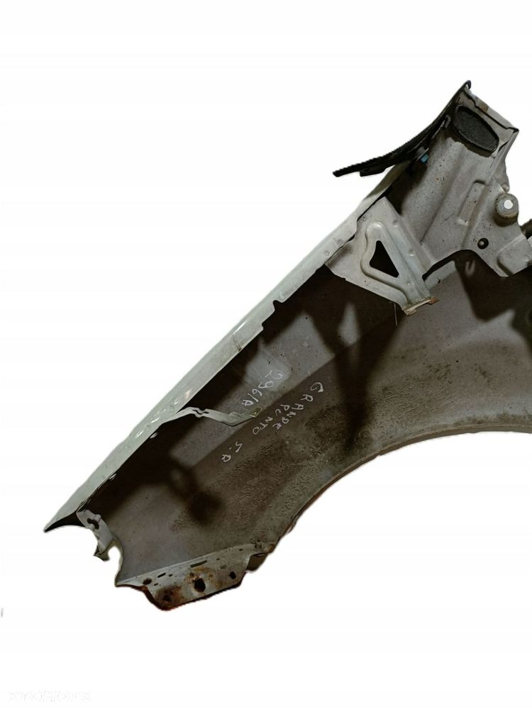 FIAT GRANDE PUNTO 05-12 r. BŁOTNIK PRAWY PRZÓD 296/A + - 4