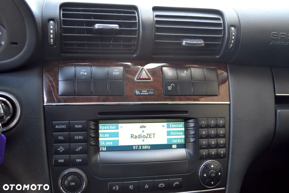 Mercedes-Benz Klasa C 200 Kompressor Automatik Elegance - 30