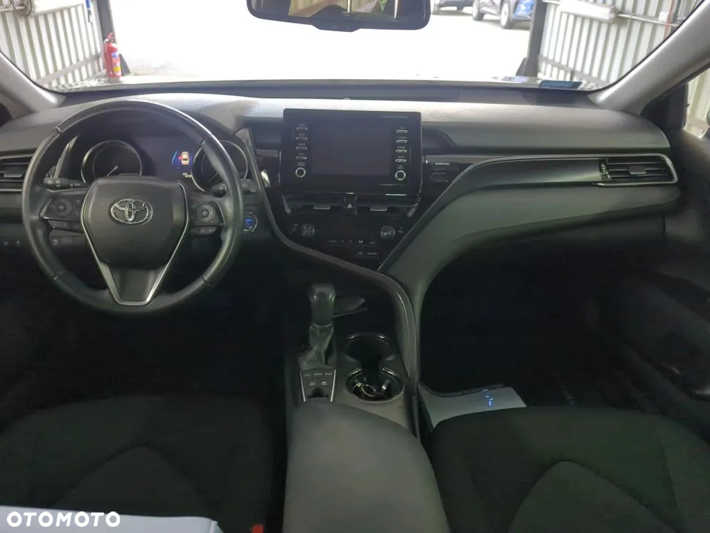 Toyota Camry 2.5 Hybrid Comfort CVT - 7