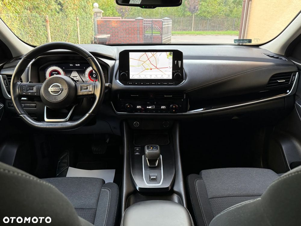 Nissan Qashqai 1.3 DIG-T N-Connecta DCT - 20