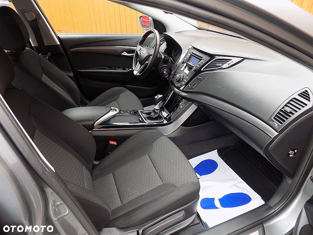 Hyundai i40 2.0 Premium - 8