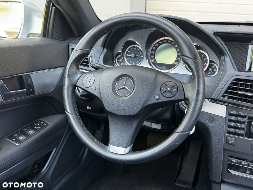 Mercedes-Benz Klasa E - 30