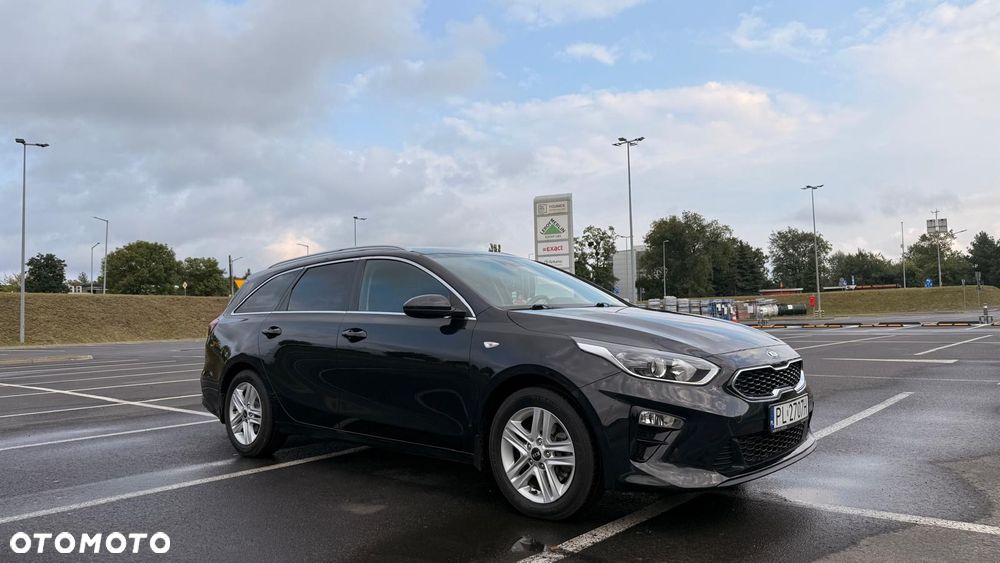 Kia Ceed 1.6 CRDi SCR M - 4