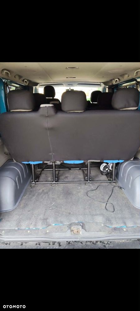 Renault Trafic - 10