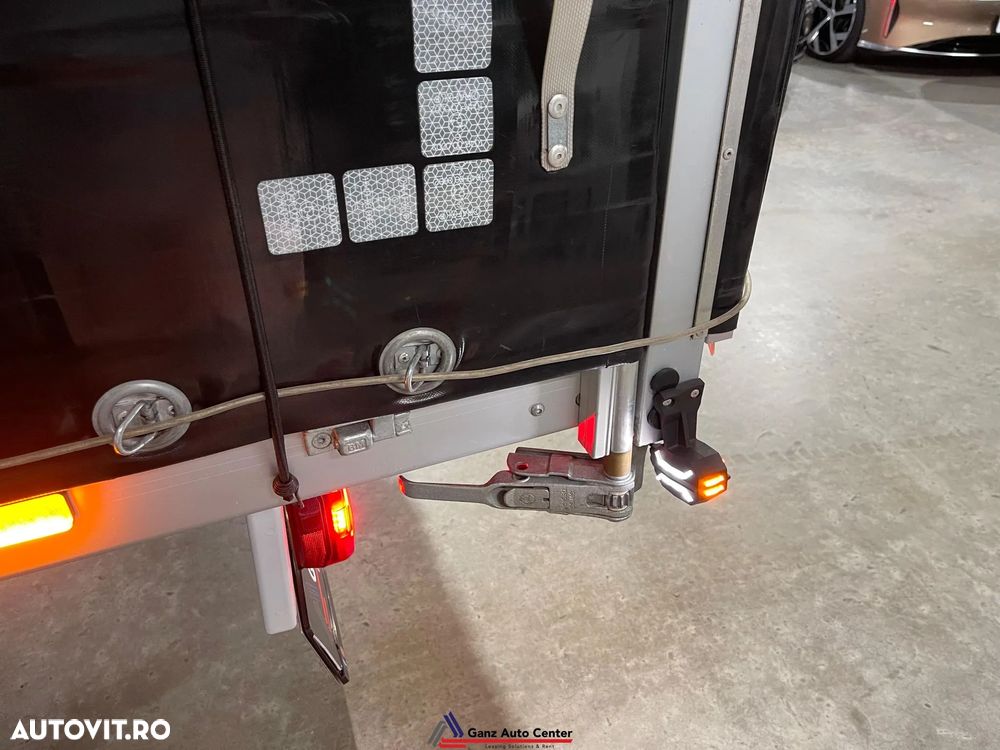 Mercedes-Benz Sprinter - 30