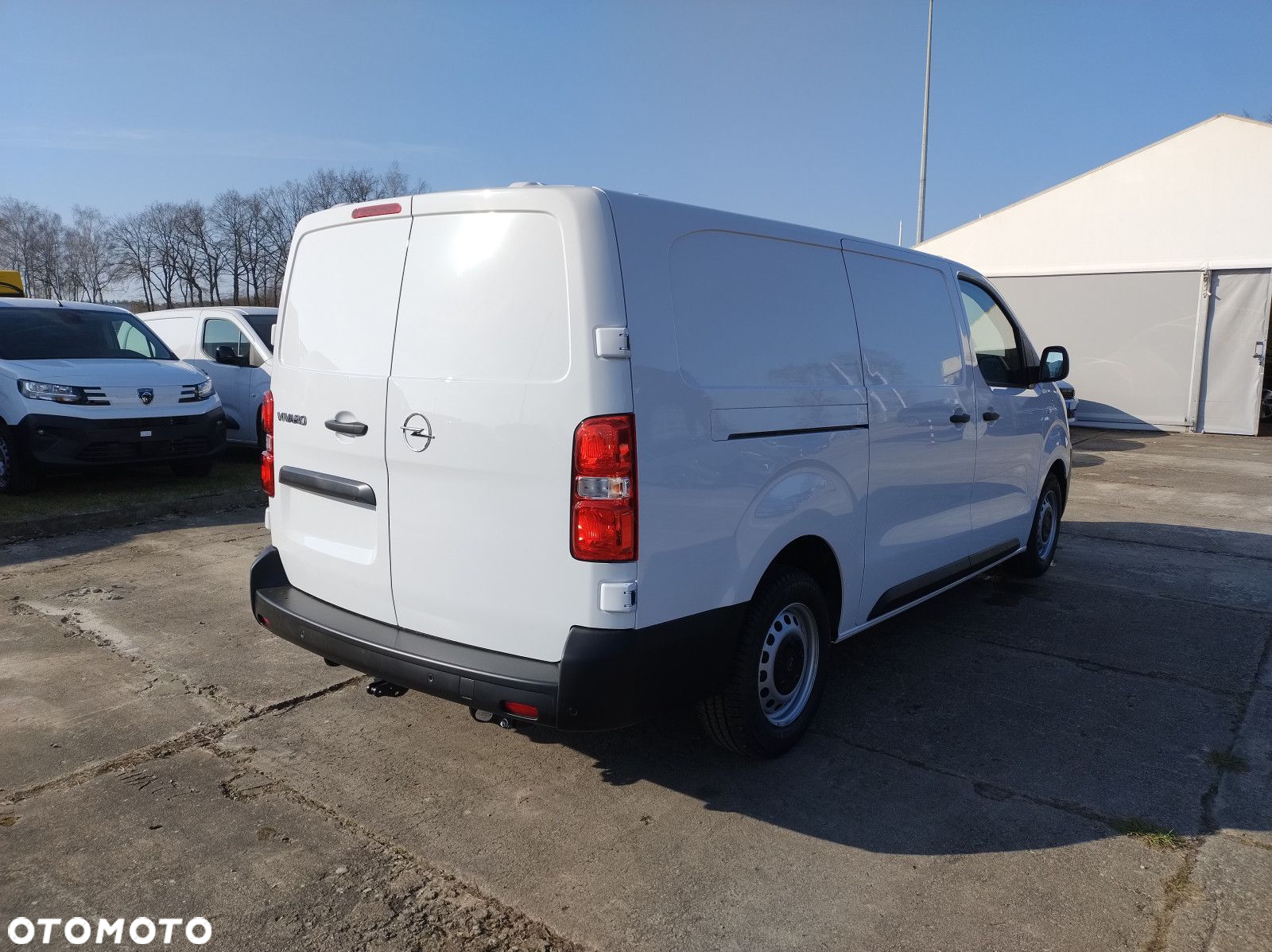 Opel vivaro Nowy Vivaro Furgon Extra Long 2.0d 177 KM S&S EAT8 - 11