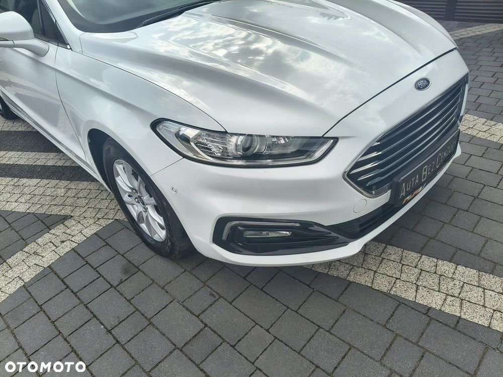 Ford Mondeo - 28