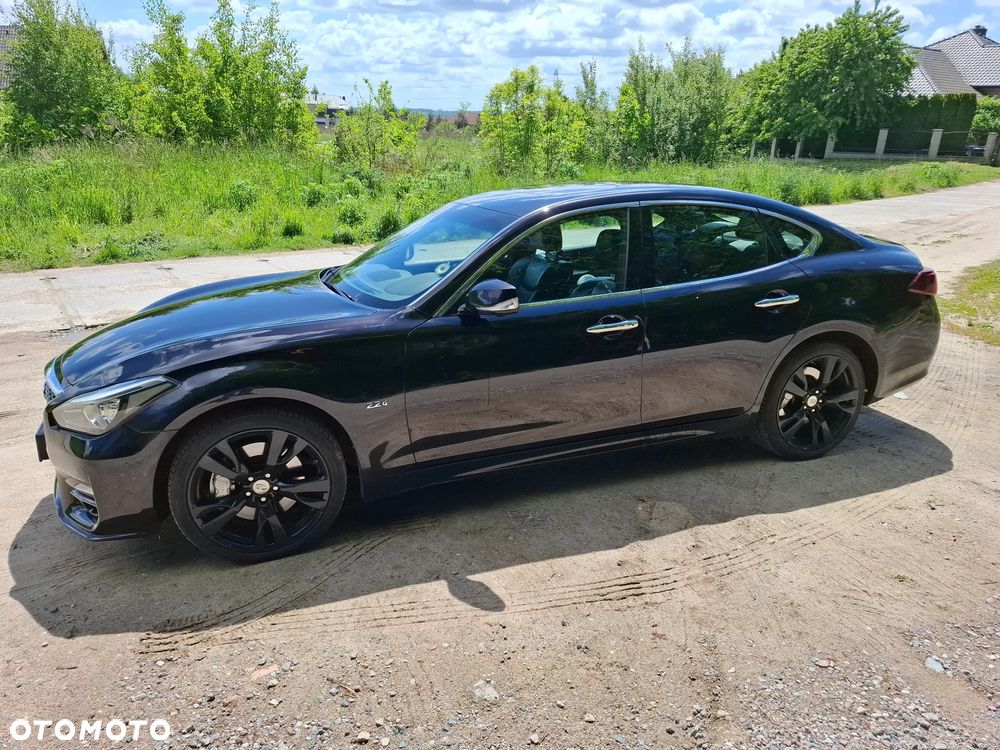 Infiniti Q70 2.2d Sport Tech EU6 - 2