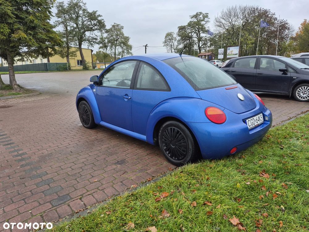 Volkswagen New Beetle 2.0 - 10
