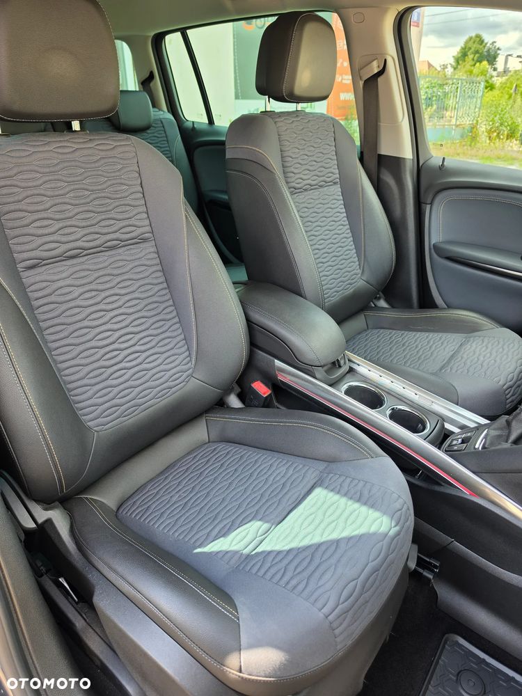 Opel Zafira 1.6 T SIDI Cosmo S&S - 24