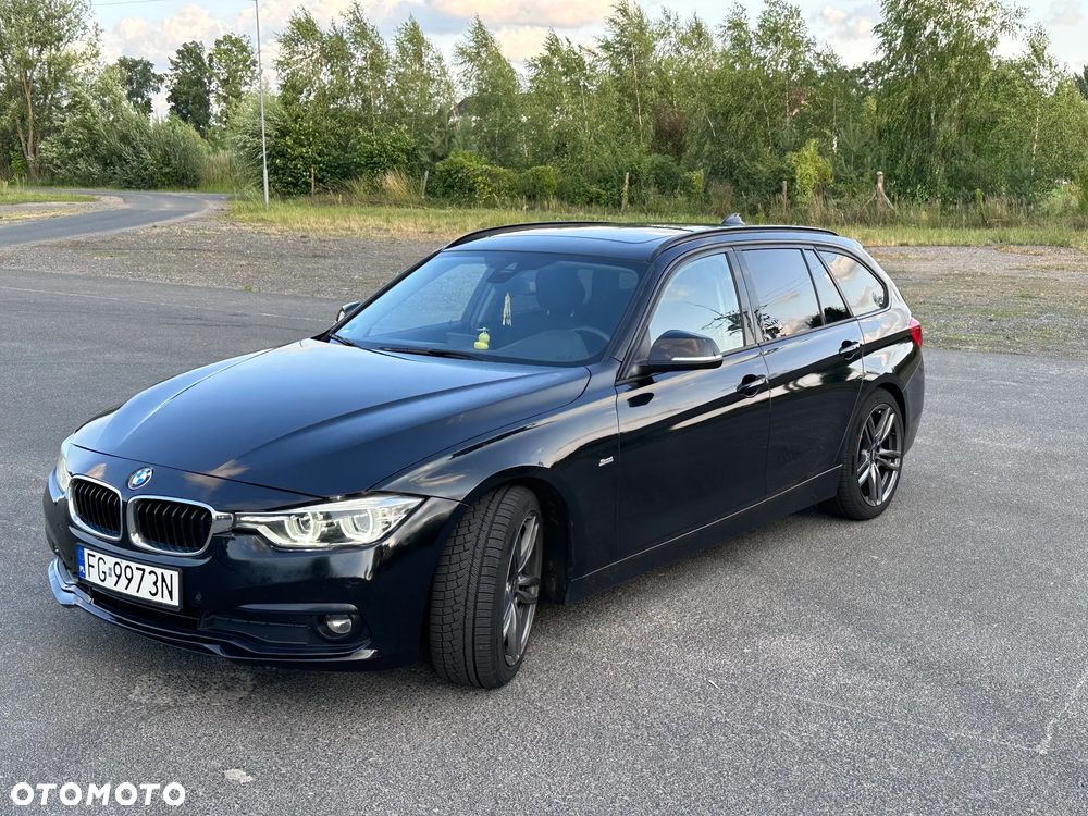 BMW Seria 3 320d Sport Line - 2