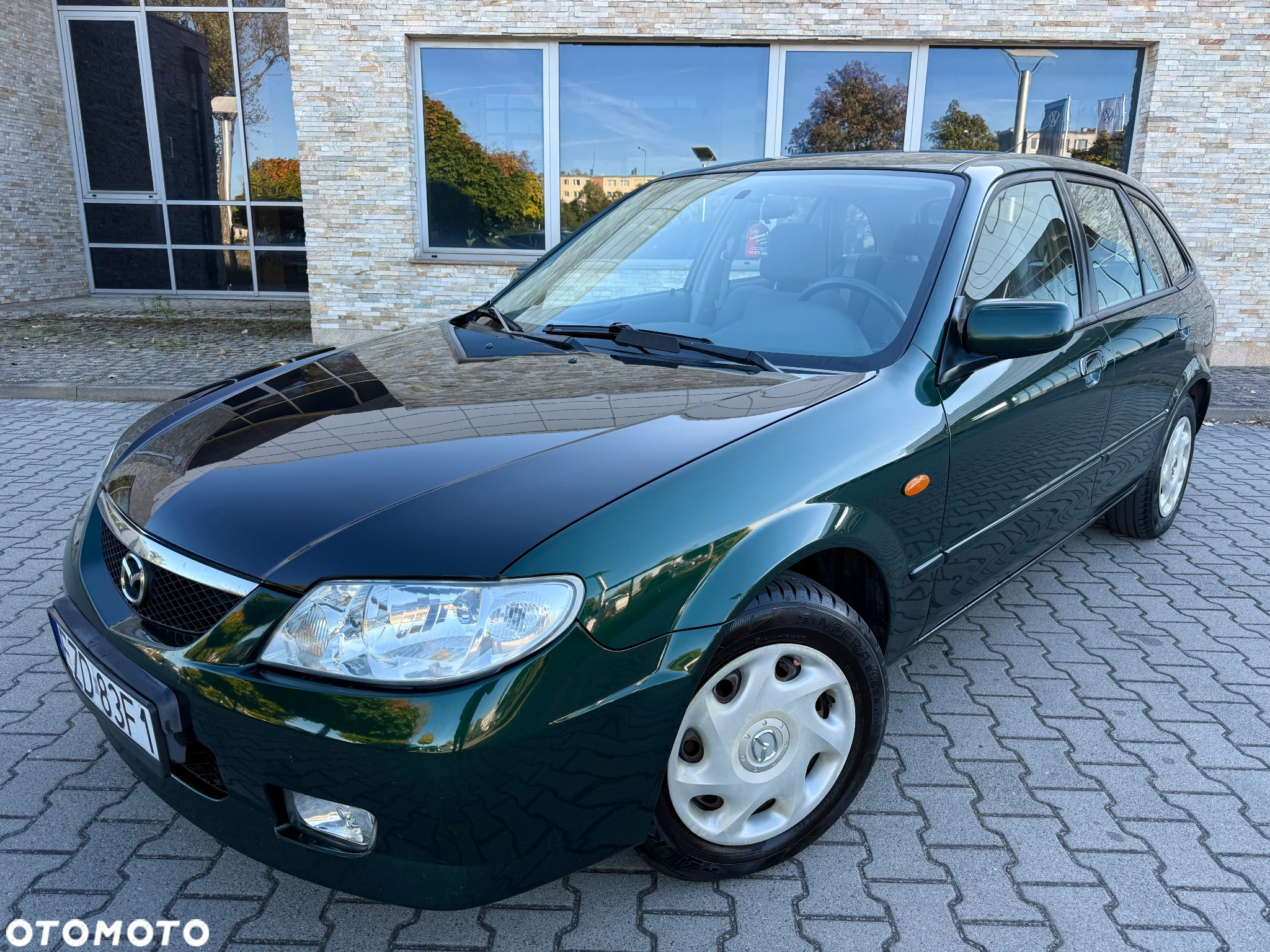 Mazda 323F 1.6 Exclusive - 16