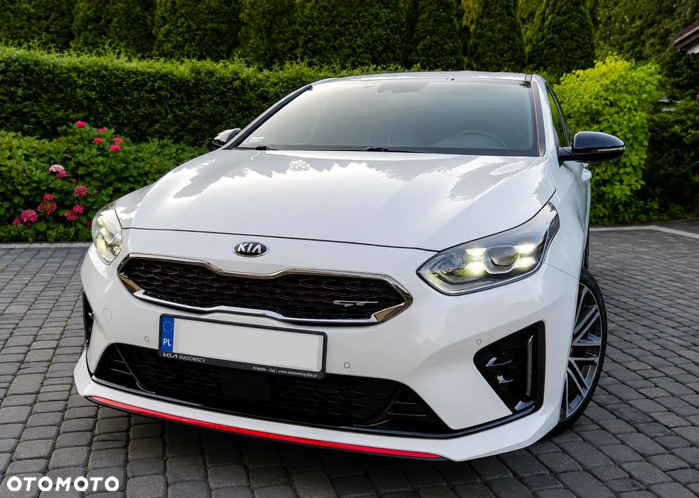 Kia ProCeed - 2