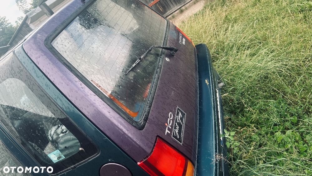 Cały na części oprócz skrzyni i silnika - 7