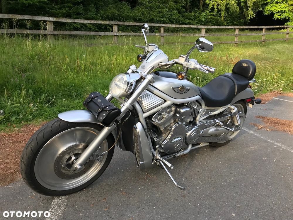 Harley-Davidson V-Rod Street Rod - 4