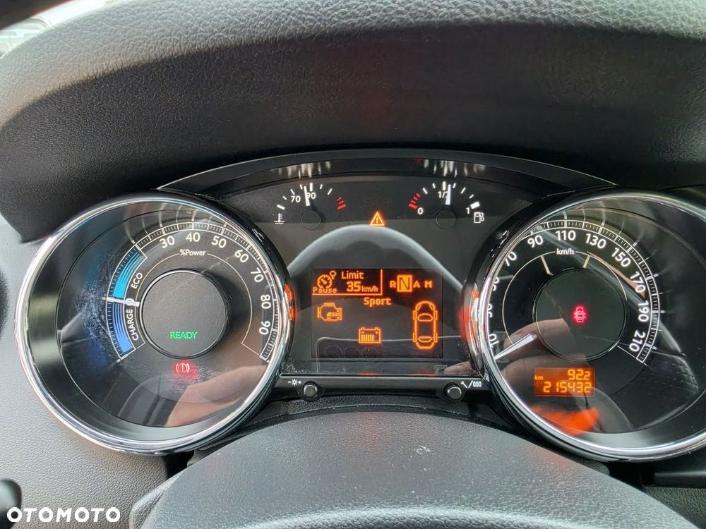 Peugeot 3008 Hybrid4 - 38