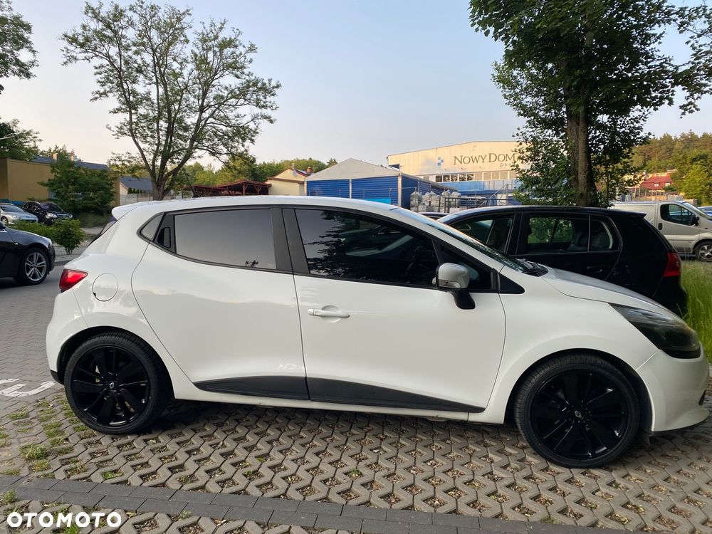 Renault Clio - 7