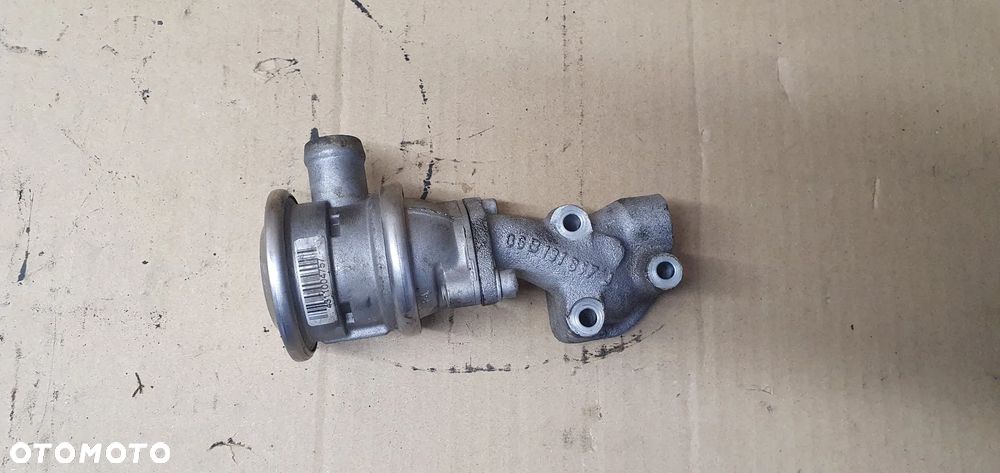 Zawór EGR Audi A4 B6 2.0 06B131817J 06B131101E - 1