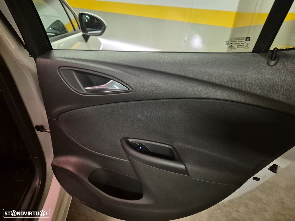 Opel Astra 1.0 Dynamic Sport S/S - 33