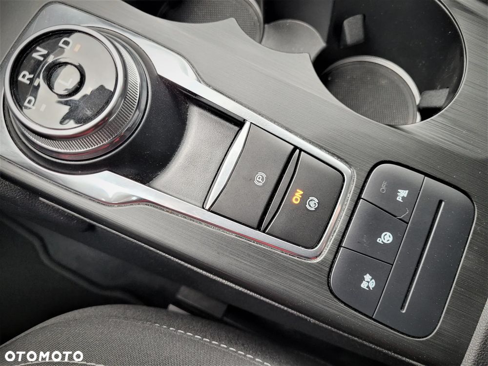 Ford Kuga - 26