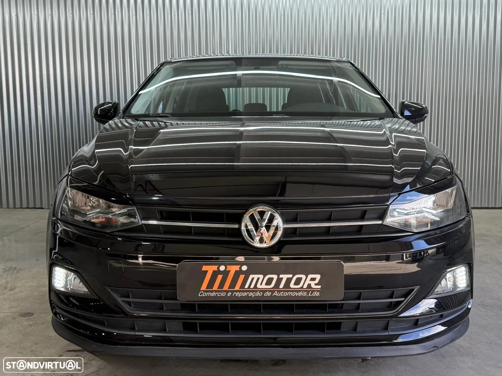 VW Polo 1.0 Confortline - 2