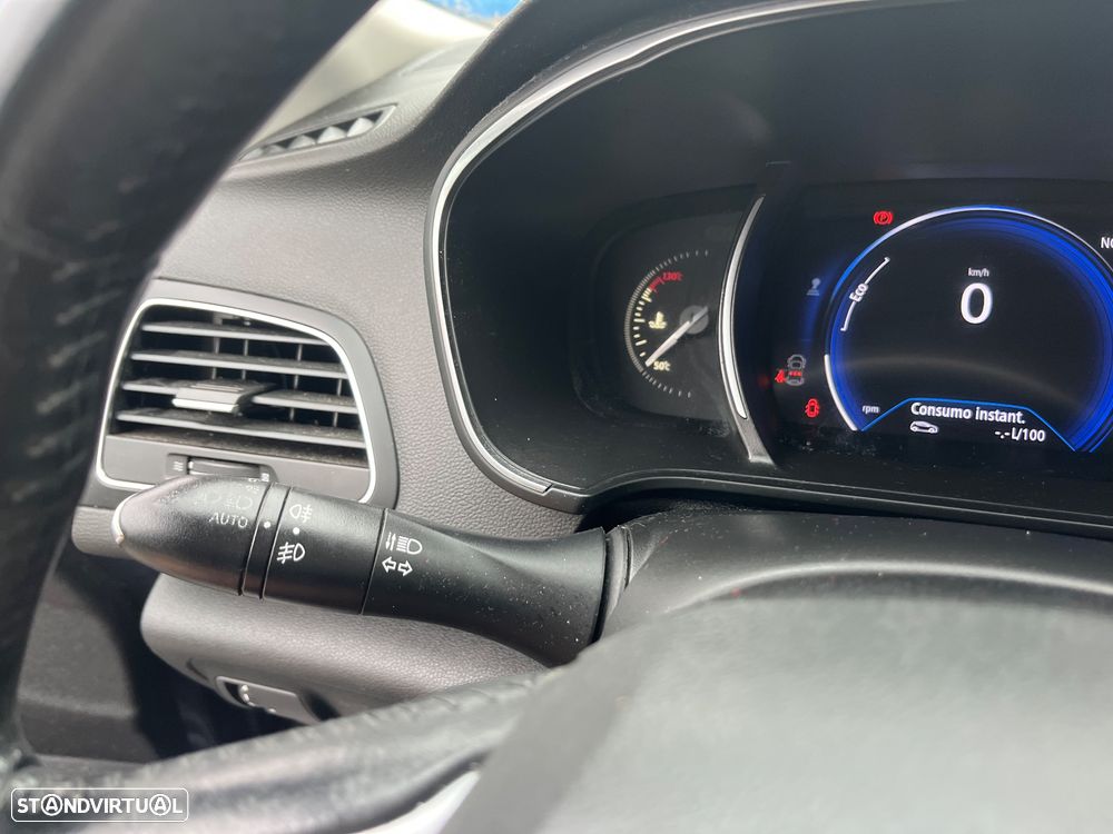 Renault Mégane Sport Tourer 1.5 dCi Zen - 24