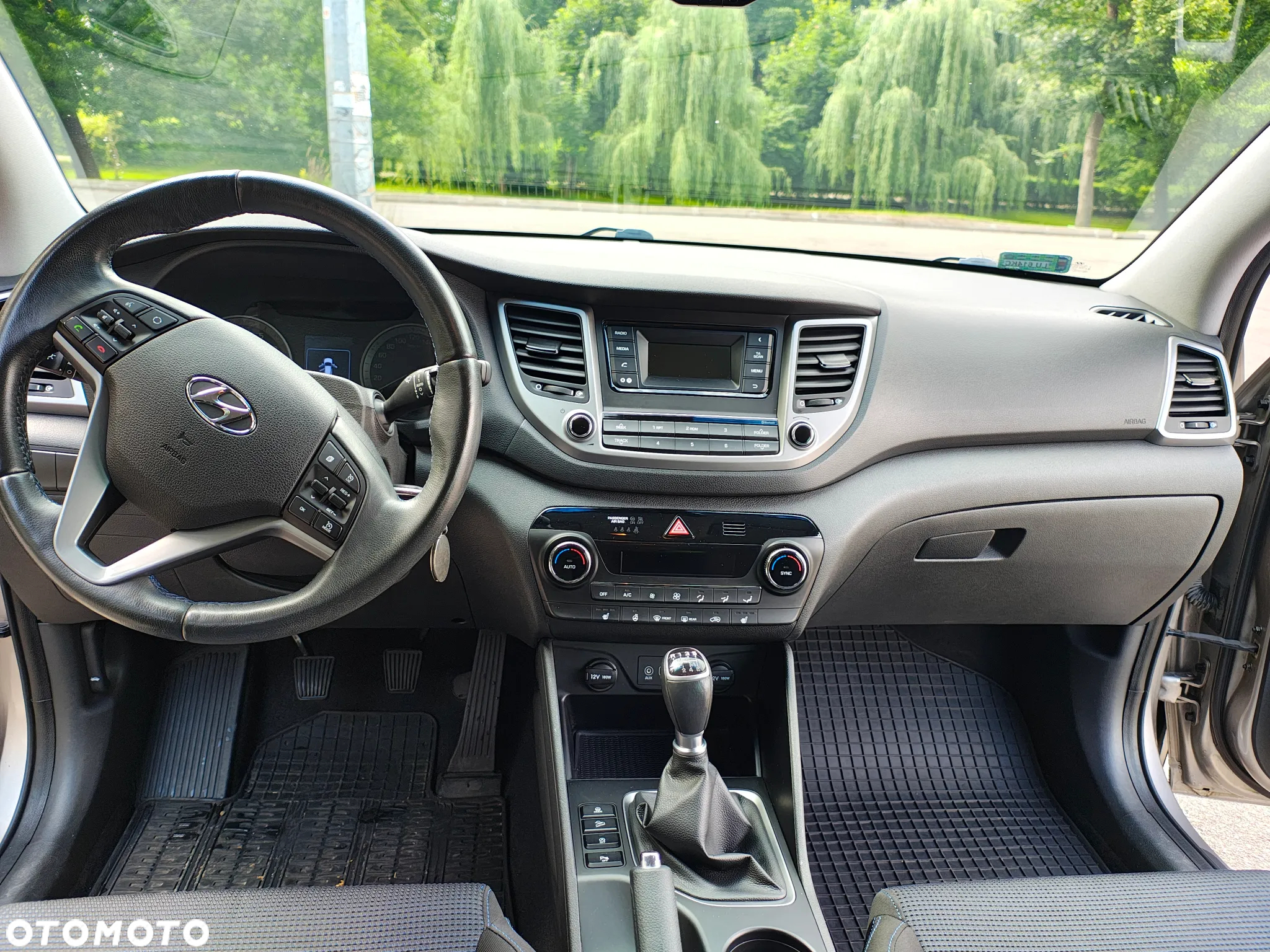 Hyundai Tucson 1.6 GDI BlueDrive Classic 2WD - 27