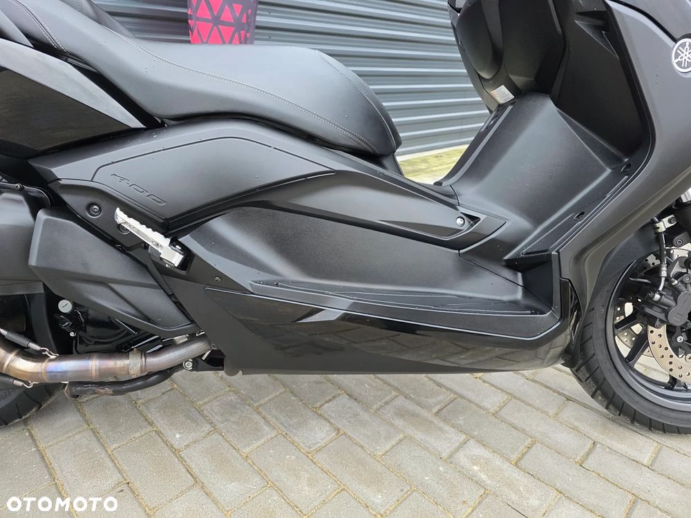 Yamaha X-max - 12