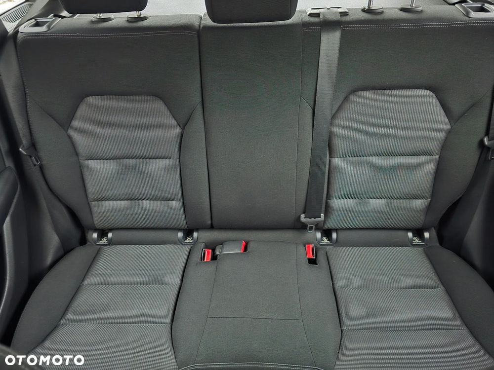 Mercedes-Benz Klasa B 180 (BlueEFFICIENCY) - 18