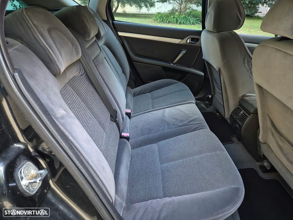 Peugeot 407 SW 1.6 HDi Executive - 10