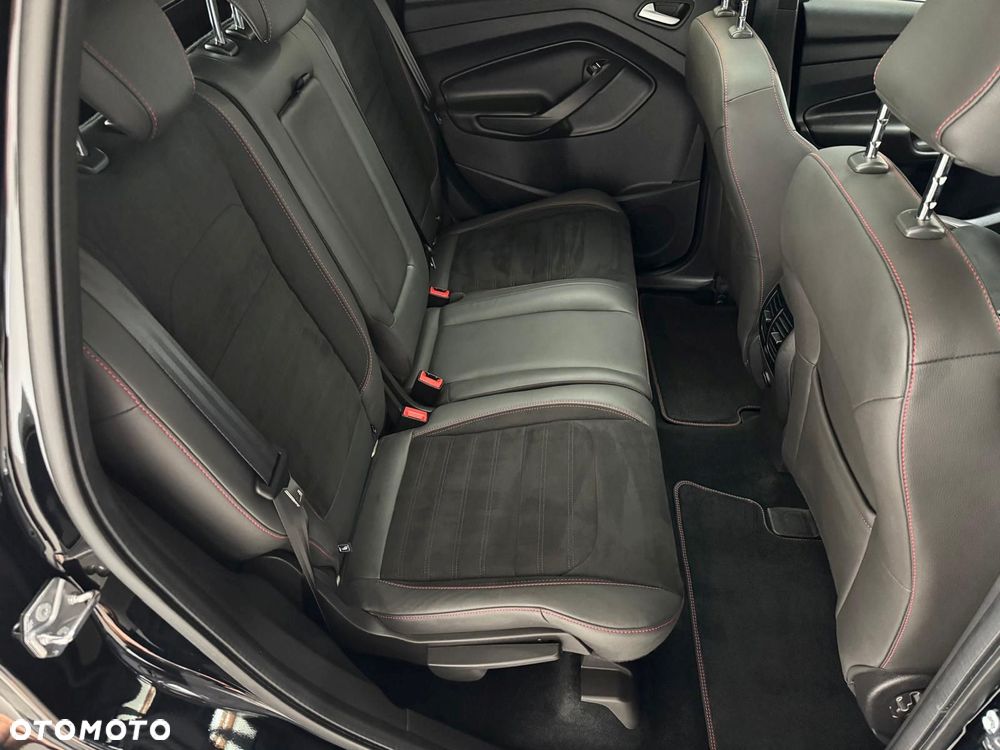 Ford Kuga 1.5 EcoBoost 4x4 ST-Line - 31