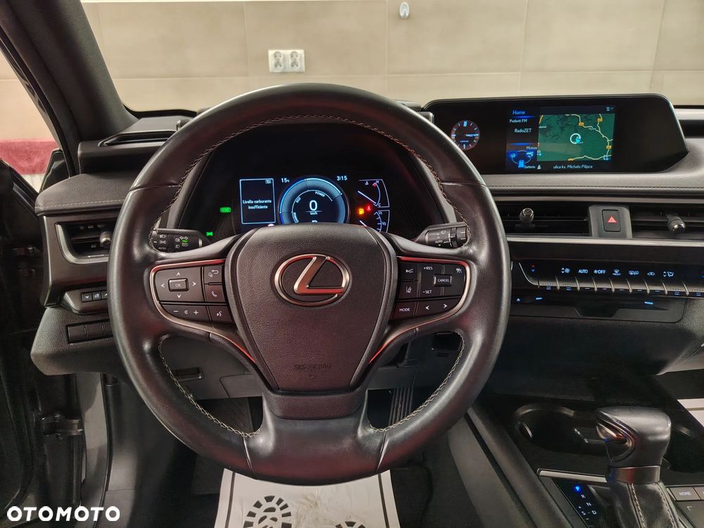Lexus UX 250h Elegance 2WD - 31