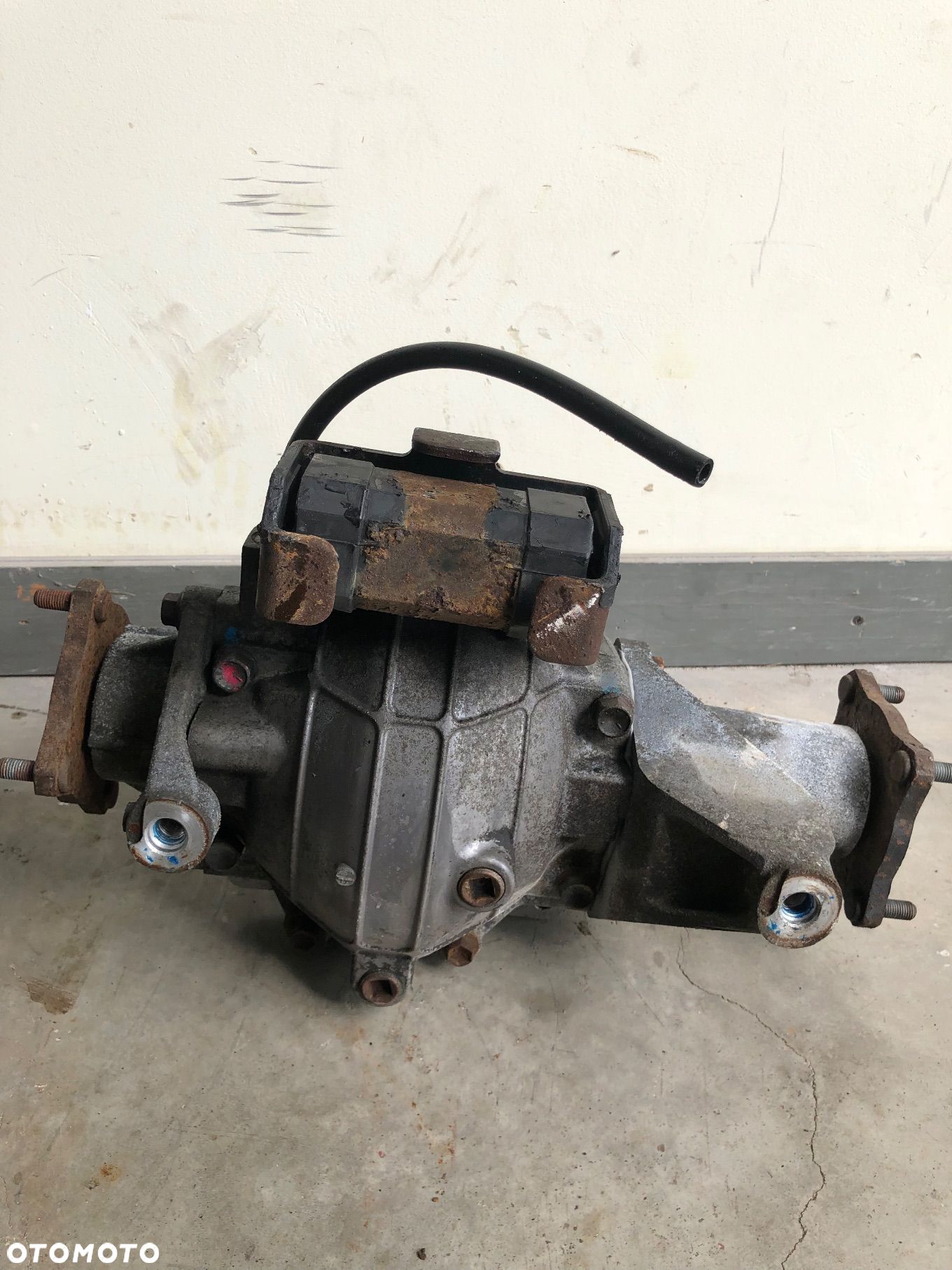 SUZUKI GRAND VITARA II 2,0 16V 06-09 ROK MOST TYLNY MANUAL - 1